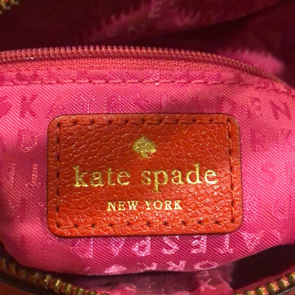 Red Kate spade purse - Picture 3 of 5